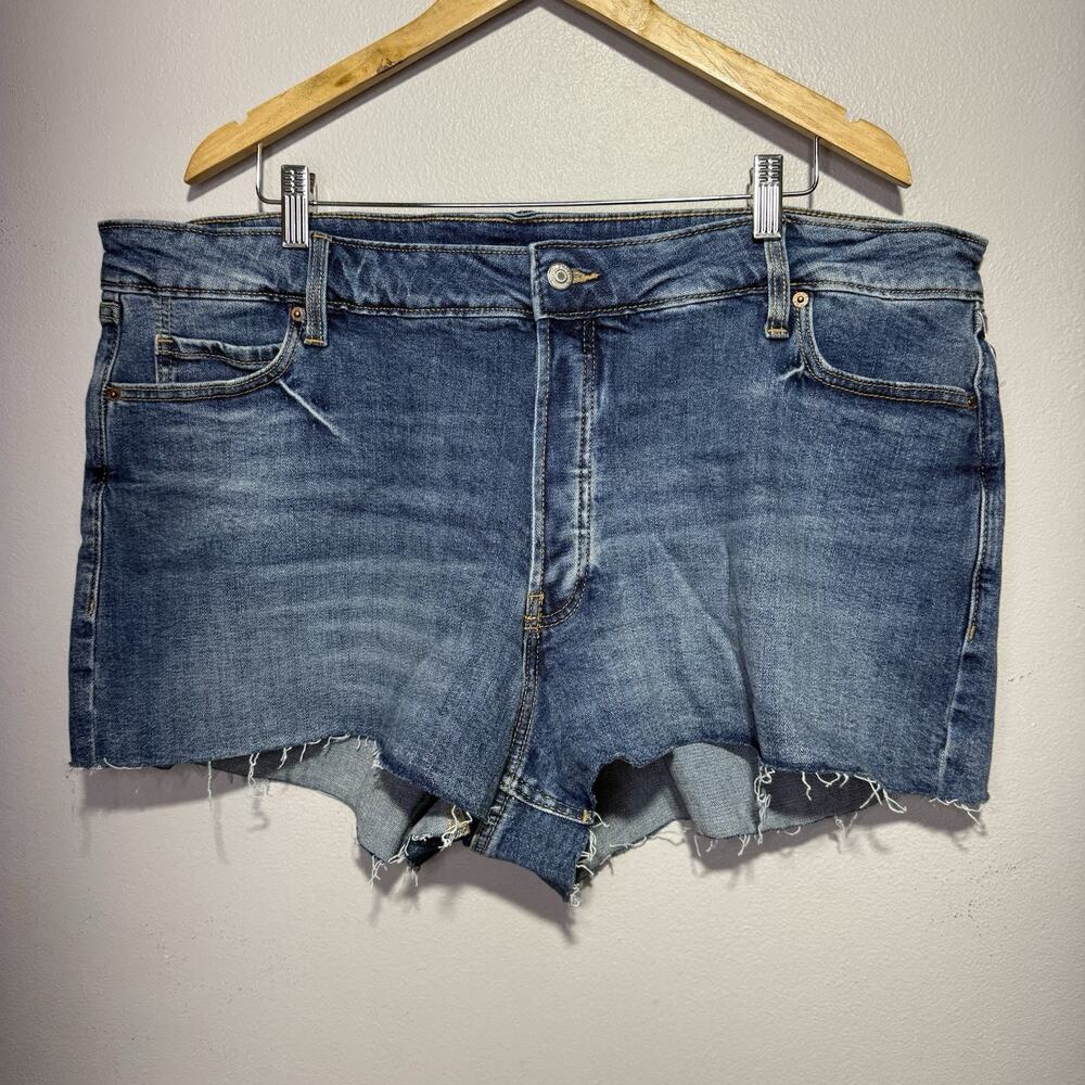 Old Navy Jean Shorts Sky-Hi A-Line Denim Women’s 22 High Rise Raw Hem NWT